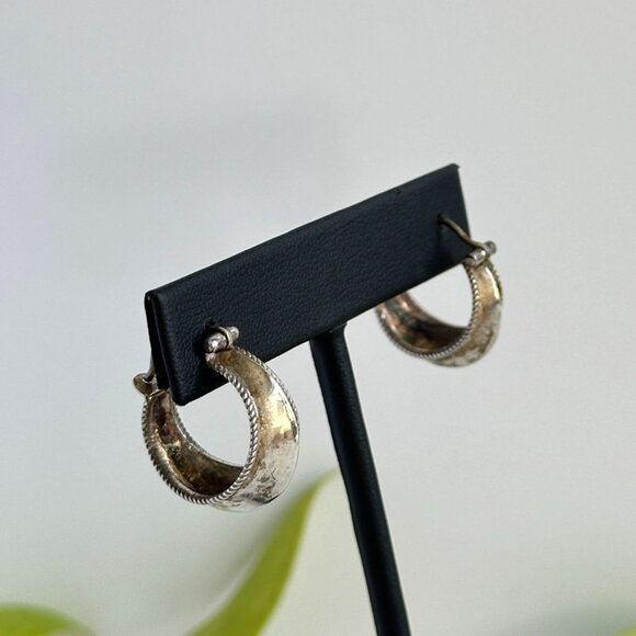 Vintage Sterling Silver Hoop Earrings with Rope Detail 3/4" - Picture 7 of 8